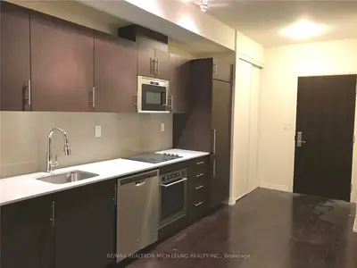 460 Adelaide Street E 1826, Toronto C08, On M5a 0e7