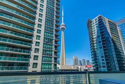 Condo Apartment in Toronto