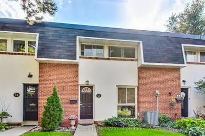 Condo Townhouse in Toronto