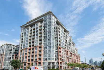 Condo Apartment in Toronto