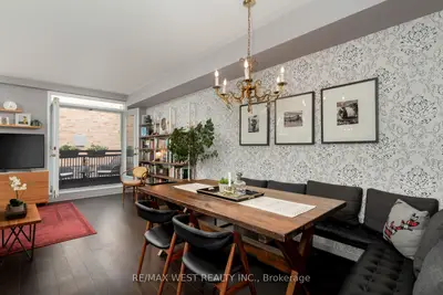 Condo Townhouse in Toronto