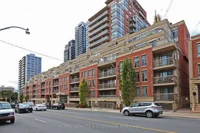 Condo Apartment in Toronto
