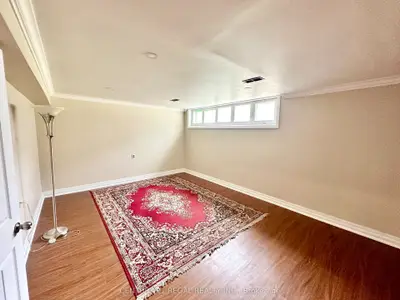 238 Roywood Drive Bsmt, Toronto C13, On M3a 2e6