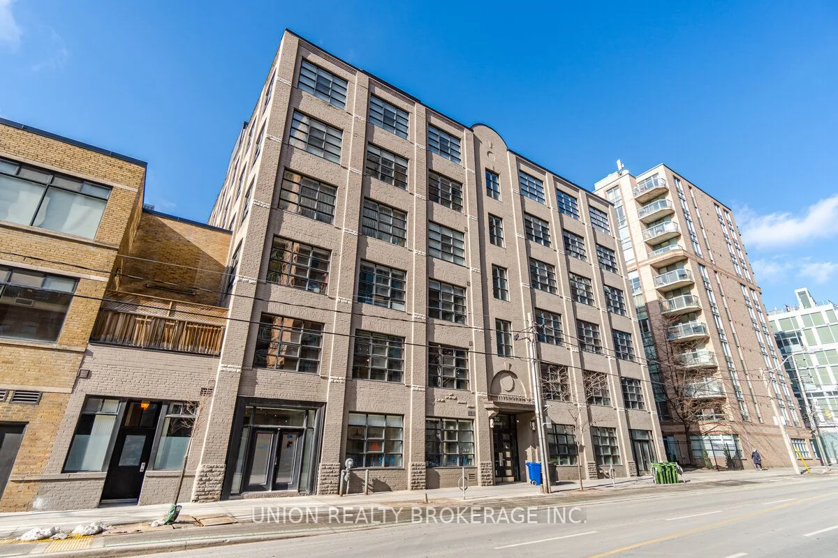 90 Sherbourne Street 207, Toronto C08, On M5a 2r1