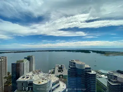 10 York Street 4909, Toronto C01, On M5j 2z2