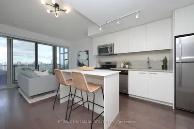 Condo Apartment in Toronto