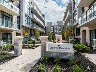 Condo Townhouse in Toronto