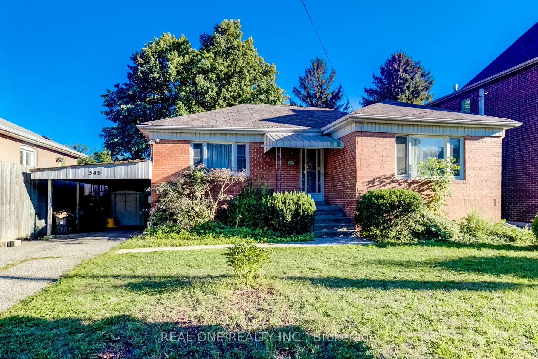 349 Horsham Avenue, Toronto C07, On M2r 1g8