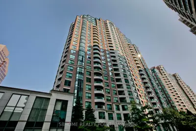 Condo Apartment in Toronto