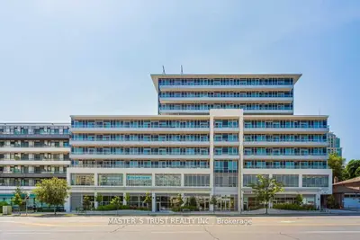 Condo Apartment in Toronto