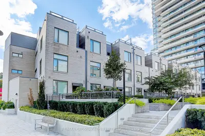 Condo Townhouse in Toronto