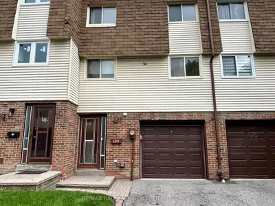 Condo Townhouse in Toronto