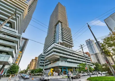 Condo Apartment in Toronto