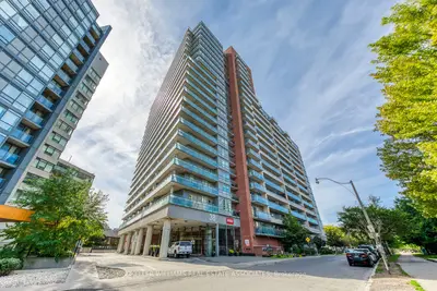 Condo Apartment in Toronto