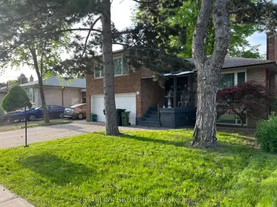 Detached in Toronto
