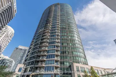 Condo Apartment in Toronto