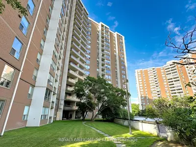 Condo Apartment in Toronto