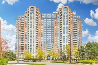 Condo Apartment in Toronto