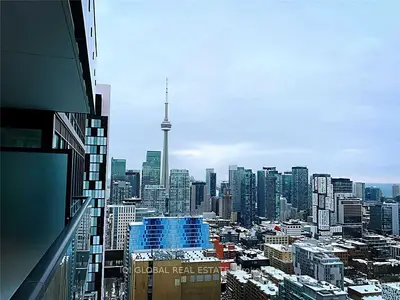 488 University Avenue 2812, Toronto C01, On M5g 0c1