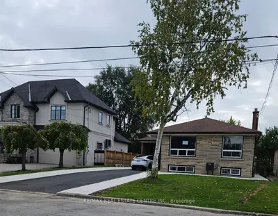 Detached in Toronto