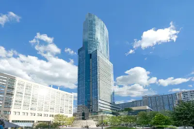 386 Yonge Street 1113, Toronto C01, On M5b 0a5