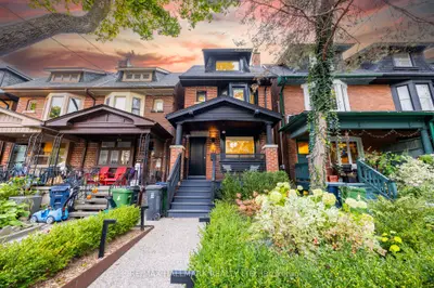 Detached in Toronto