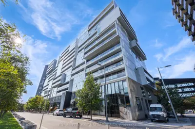 Condo Apartment in Toronto