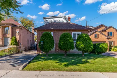 Detached in Toronto