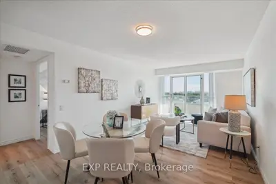 Condo Apartment in Toronto