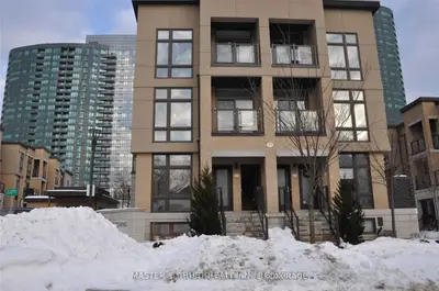 Condo Townhouse in Toronto