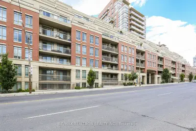 Condo Apartment in Toronto