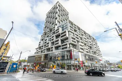 Condo Apartment in Toronto
