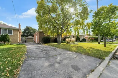Detached in Toronto