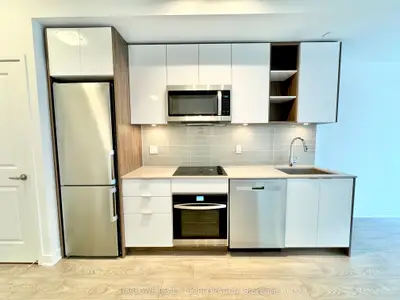 Condo Apartment in Toronto