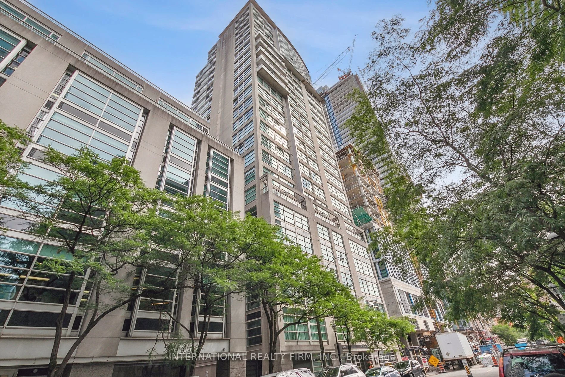 50 Lombard Street 1404, Toronto C08, On M5c 2x4