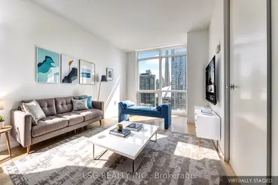 Condo Apartment in Toronto