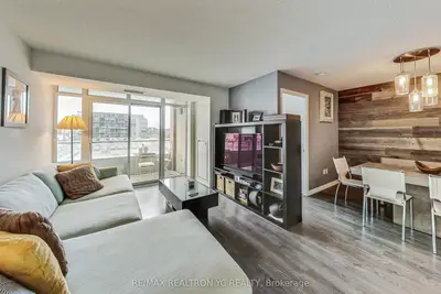 Condo Apartment in Toronto