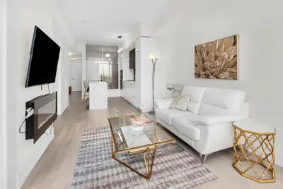 Condo Apartment in Toronto