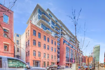 Condo Apartment in Toronto