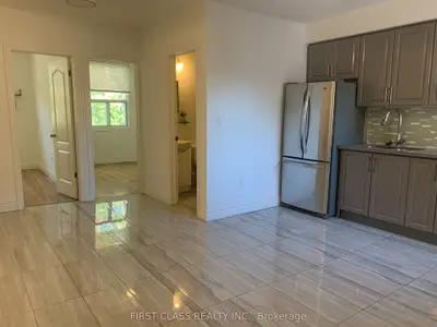 Triplex in Toronto