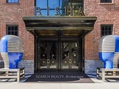 Condo Apartment in Toronto
