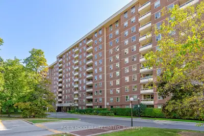 Condo Apartment in Toronto