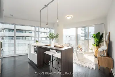 Condo Apartment in Toronto