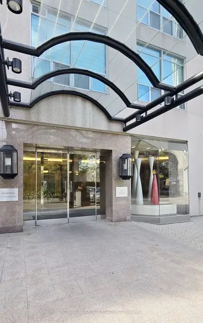 942 Yonge Street 213, Toronto C02, On M4w 3s8