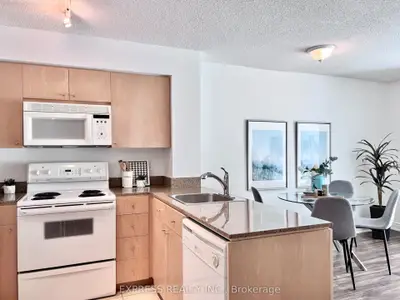 Condo Apartment in Toronto