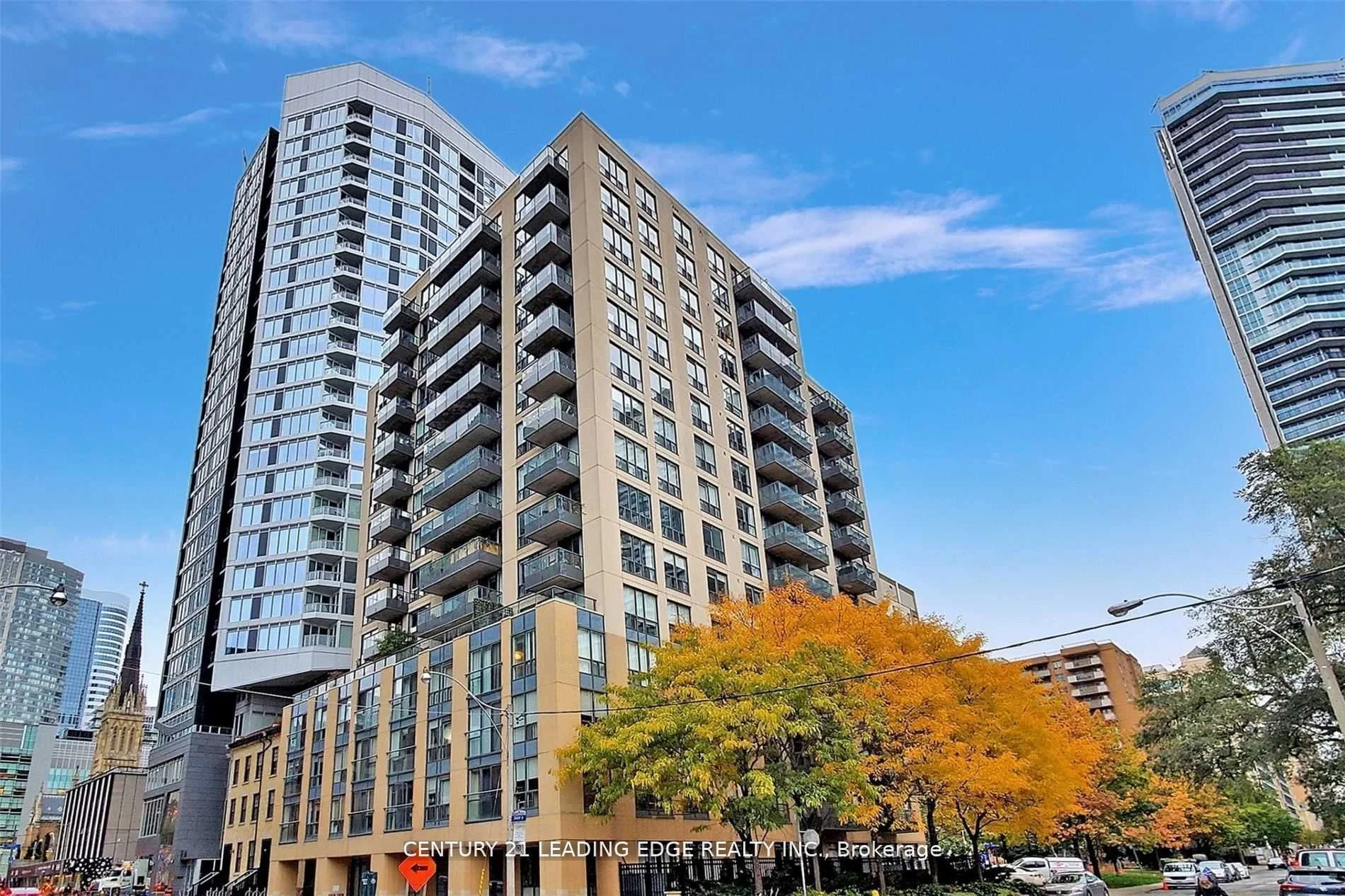 76 Shuter Street 901, Toronto C08, On M5b 1b4