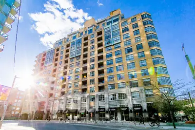 Condo Apartment in Toronto