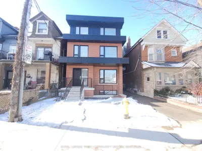 Fourplex in Toronto