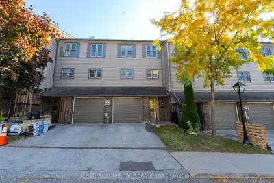 Condo Townhouse in Toronto