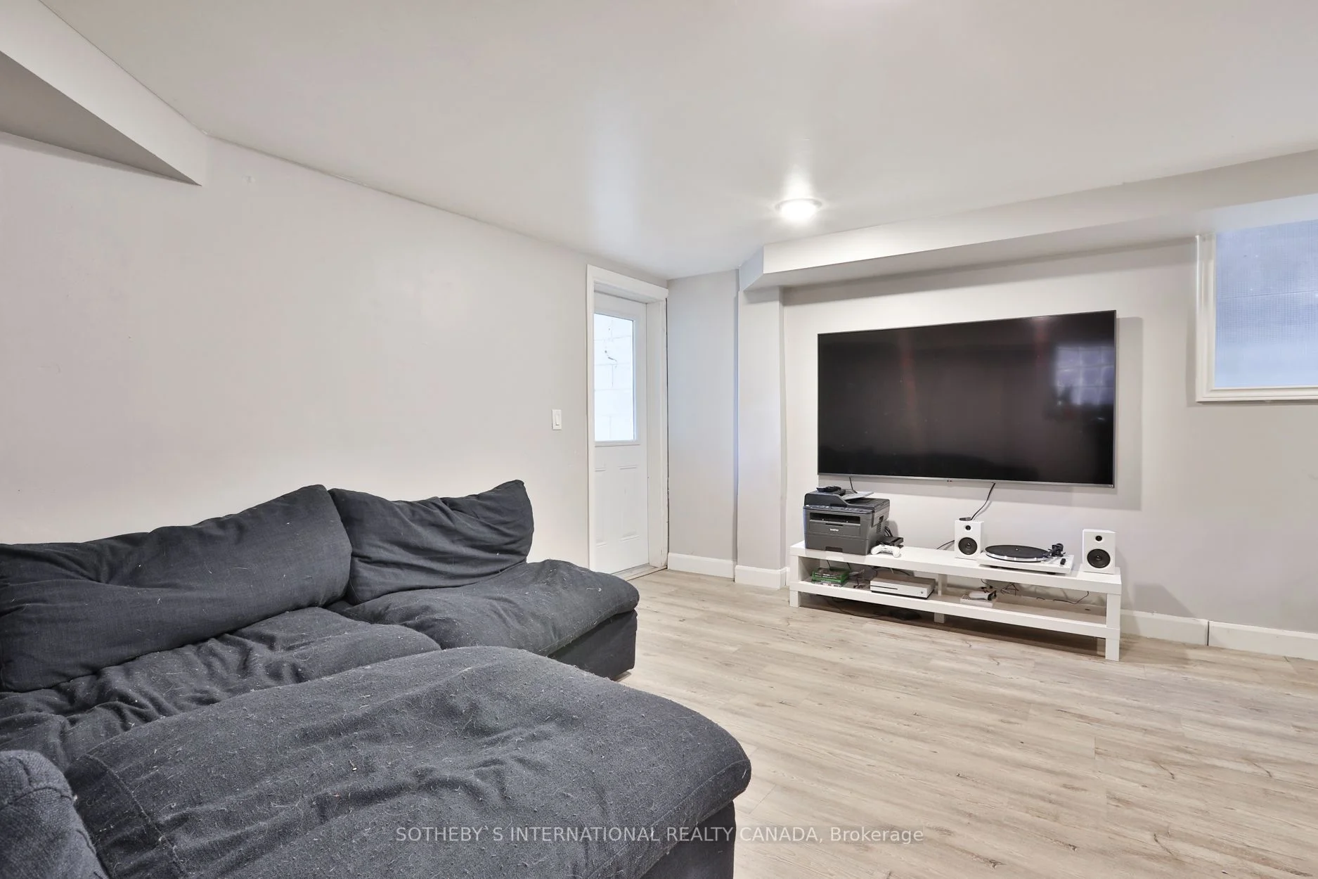 38 Belvidere Avenue, Toronto C03, ON M6C 1P6